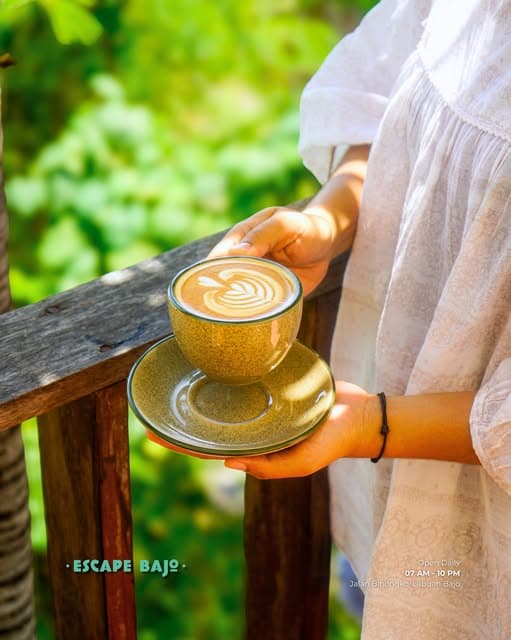 Coffee at Escape Bajo